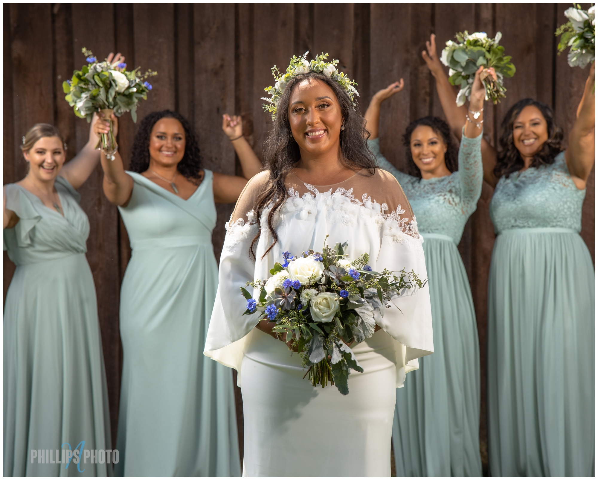 The Barn in Zionsville; Indiana wedding photographers